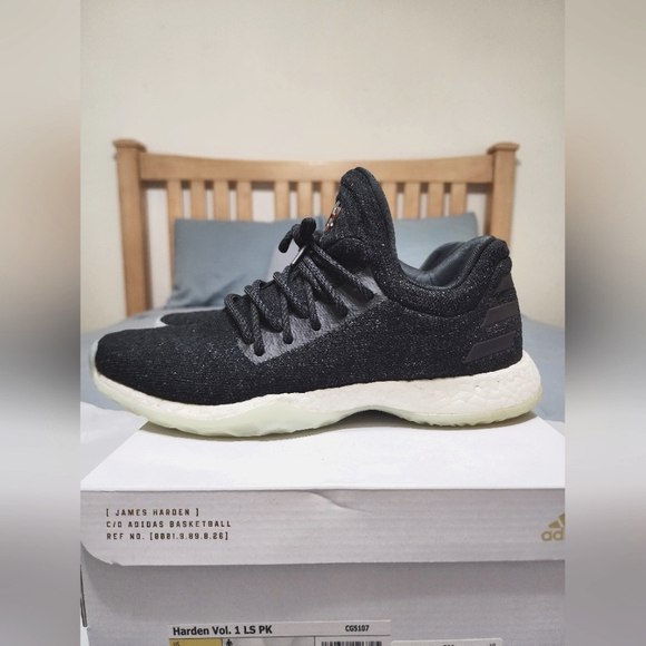 Adidas harden vol LS